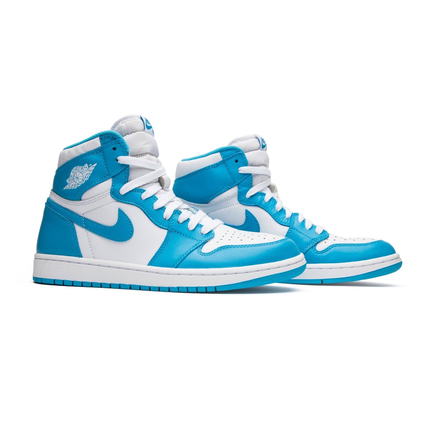 Air Jordan 1 Retro High OG 'UNC' 555088-117